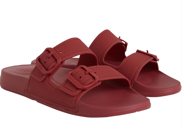 Fitflop stiliaus pasaka: kai komfortas susitinka su miesto ritmu
